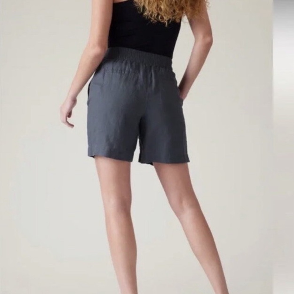 Athleta Blue Voyager Linen Shorts NWT - Picture 2 of 4
